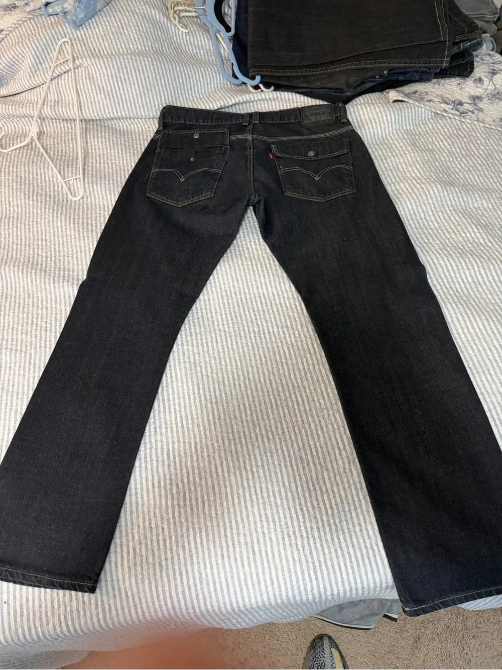 Levi's Men's Black Straight-Leg Jeans 514